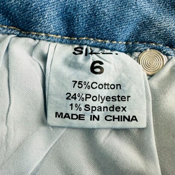 High-Waisted Light Blue Flare Jeans With Tie Belt Women Size 6 - Picture 4 of 9